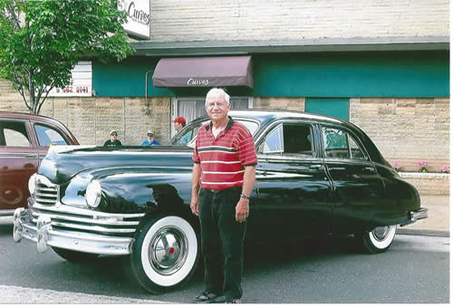 1949 Packard Deluxe Sedan